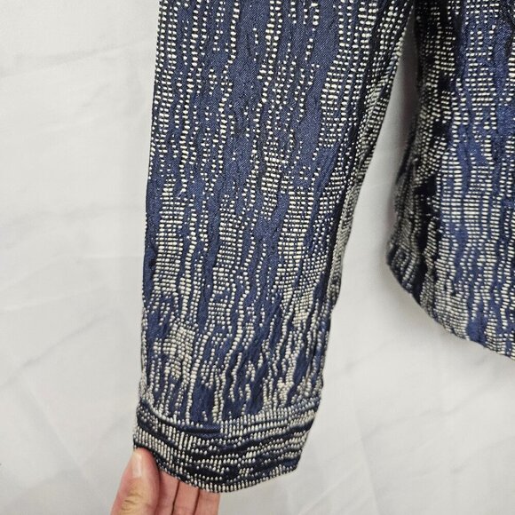 Chico's Blue White Woven Textured Casual Boho Jacket 2 (L) - Picture 5 of 11